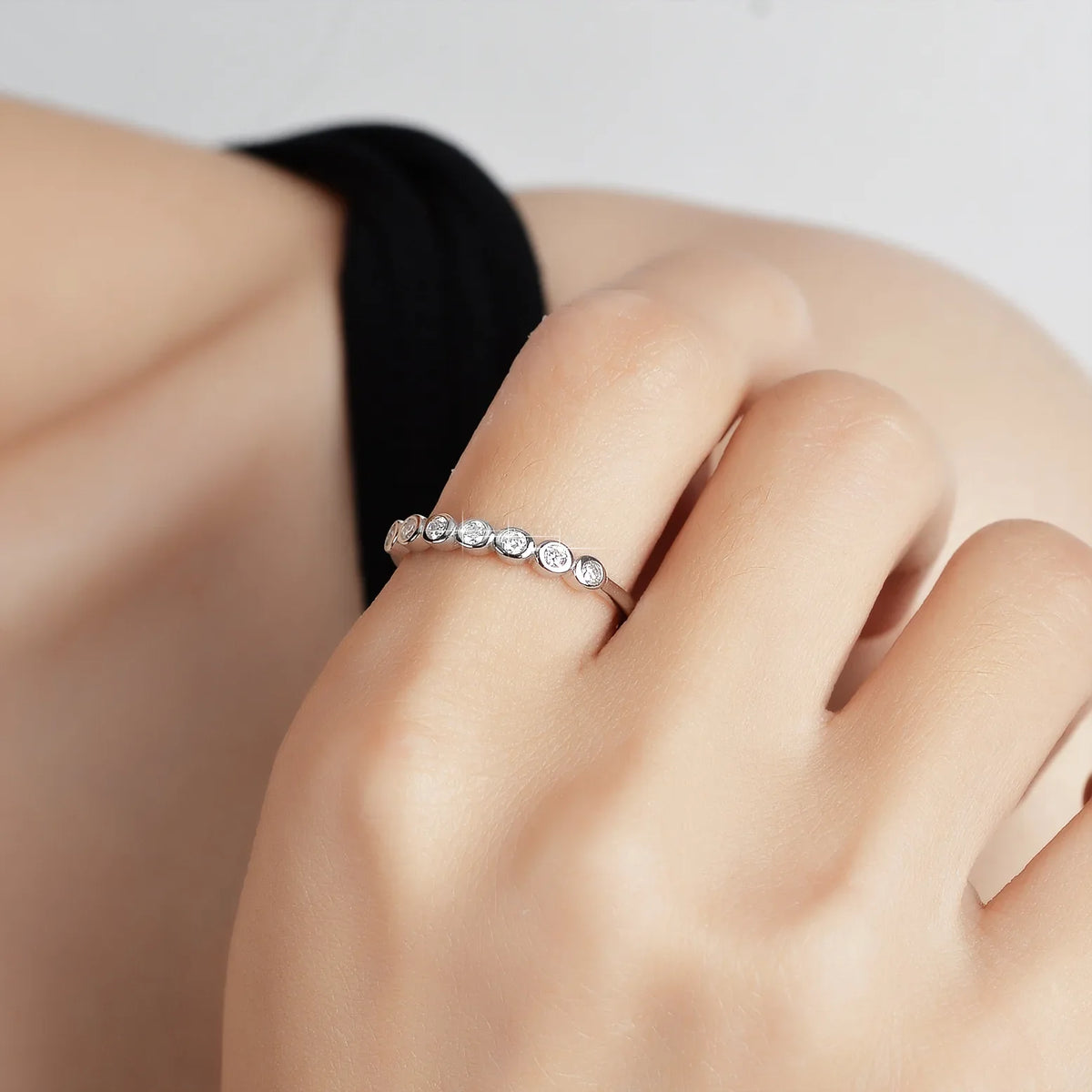 18K Gold & Moissanite Seven-star Ring