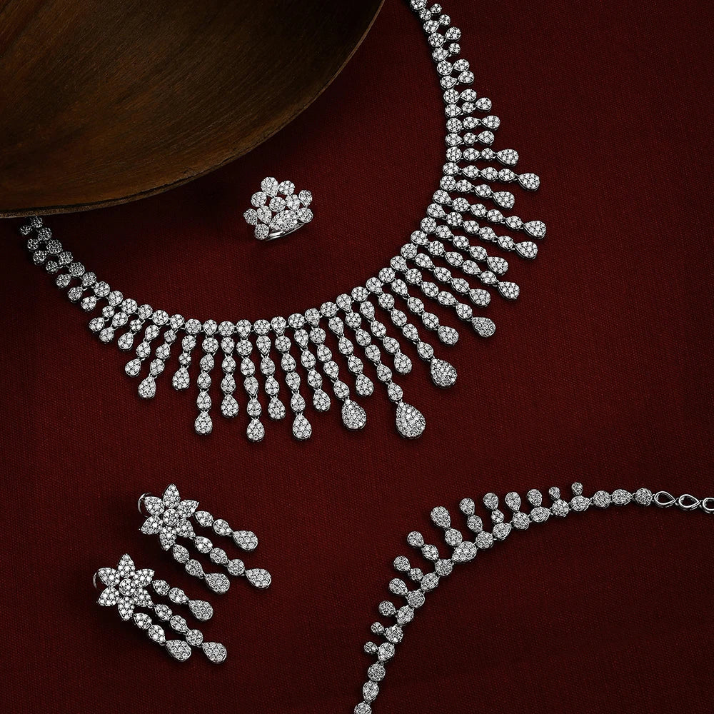 Demi-Parure