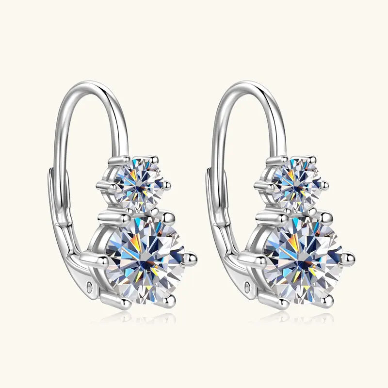 A pair of 925 silver 1.3 carat*2 moissanite earrings, simple and versatile for everyday use, autumn and winter holiday gifts