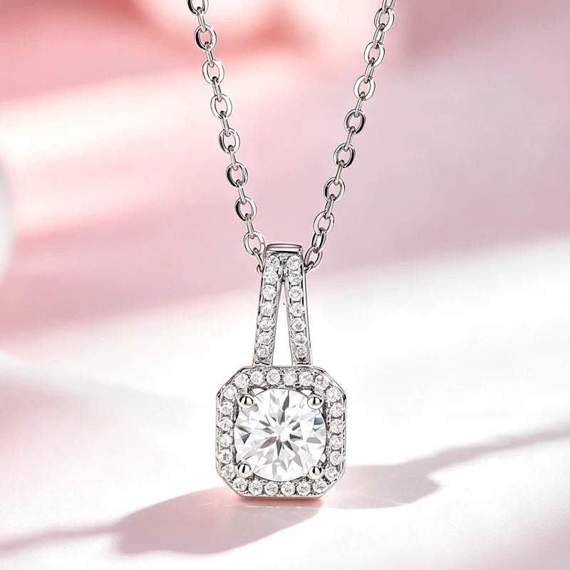 AITERNITY Moissanite Pendant Necklace