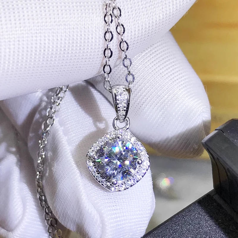 GRA Certificate 100% Real Moissanite Pendant Necklace D Color 1 Carat for Women Wedding Bridal S925 Sterling Silver Fine Jewelry