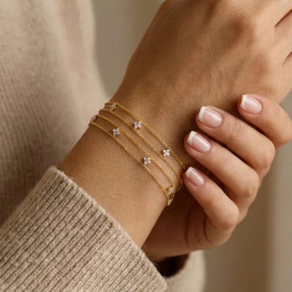 EHHAI Moissanite Clover Flower Bracelet